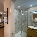 Modern In Eldorado Quicksilver Near The شقة